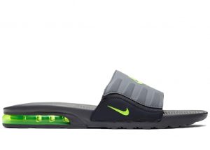 Nike Air Max Camden Dark Volt