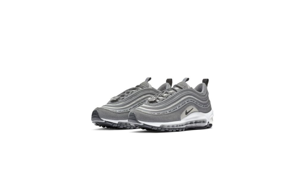 nike-air-max 923288-001