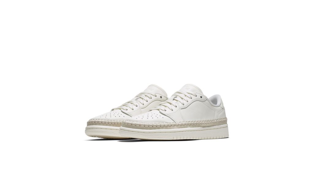 air-jordan-1 AO1935-109