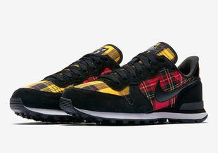 Nike Internationalist