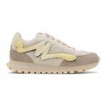 Marc Jacobs Off-White Shearling The Jogger Sneakers (C9000157)
