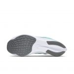 nike-zoom AT8241-304