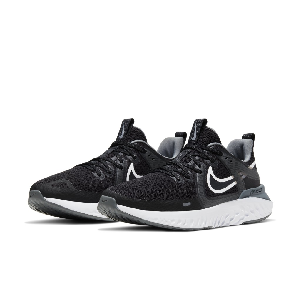 nike-sneaker AT1369-001