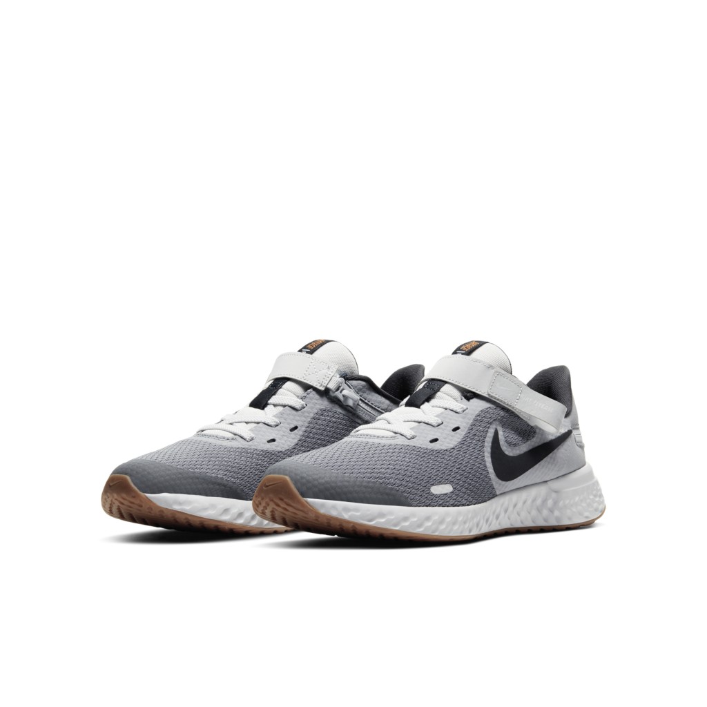 nike-revolution CQ4649-090