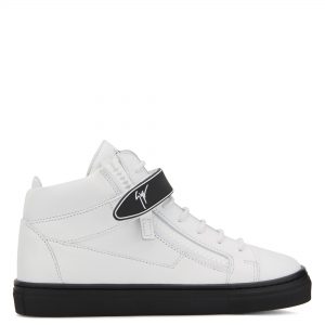 Giuseppe Zanotti Kriss 1/2 jr. (SBI9400001)
