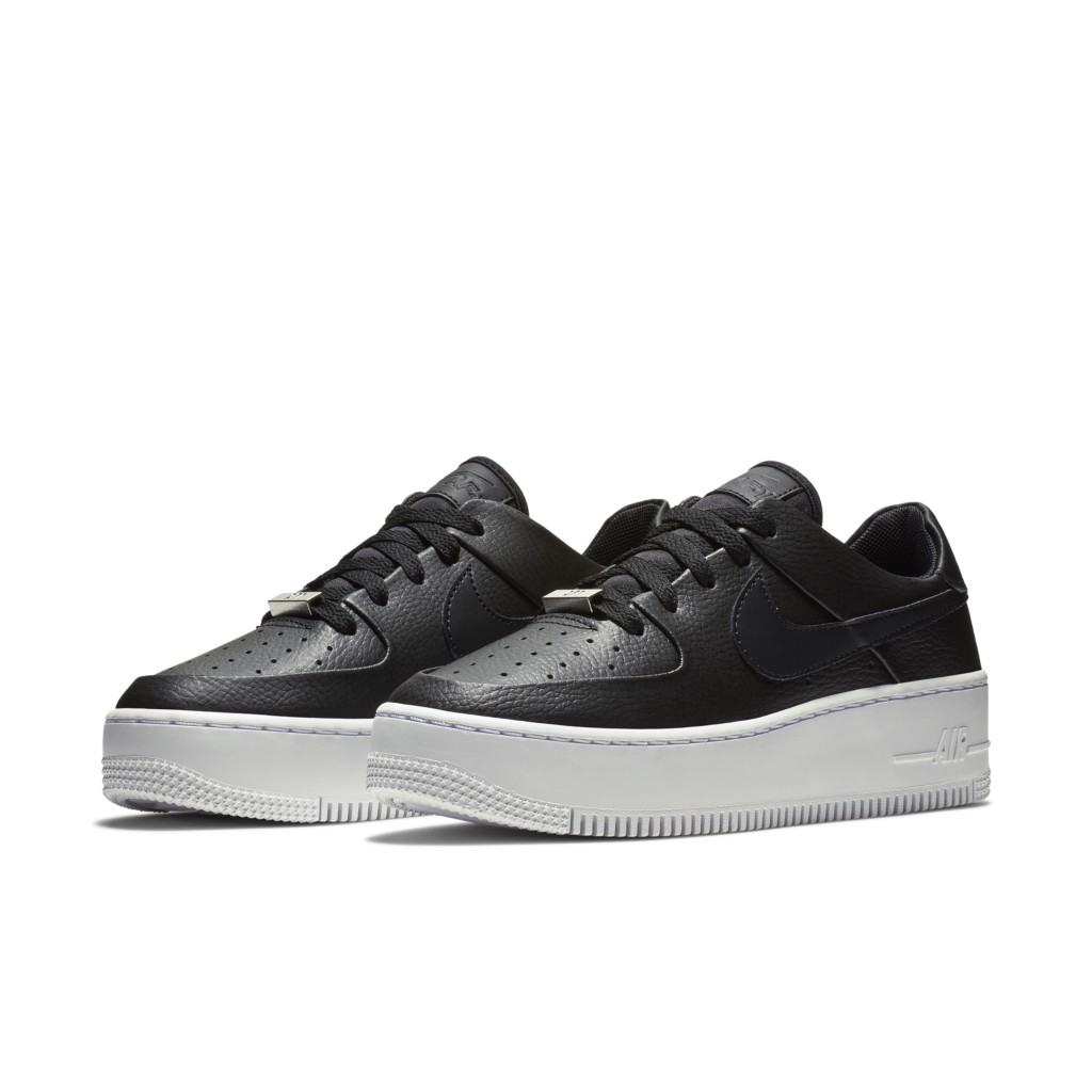 nike-air-force AR5339-002