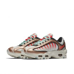 Nike WMNS Air Max Tailwind IV Metallic Red Bronze / Teal Tint / Pure Platinum (CT3427-900)