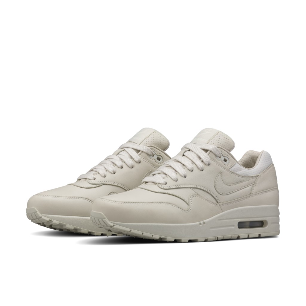 nike-air-max 839608-001
