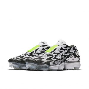 Nike x Acronym Air VaporMax Moc 2 Light Bone/Volt (AQ0996-001)