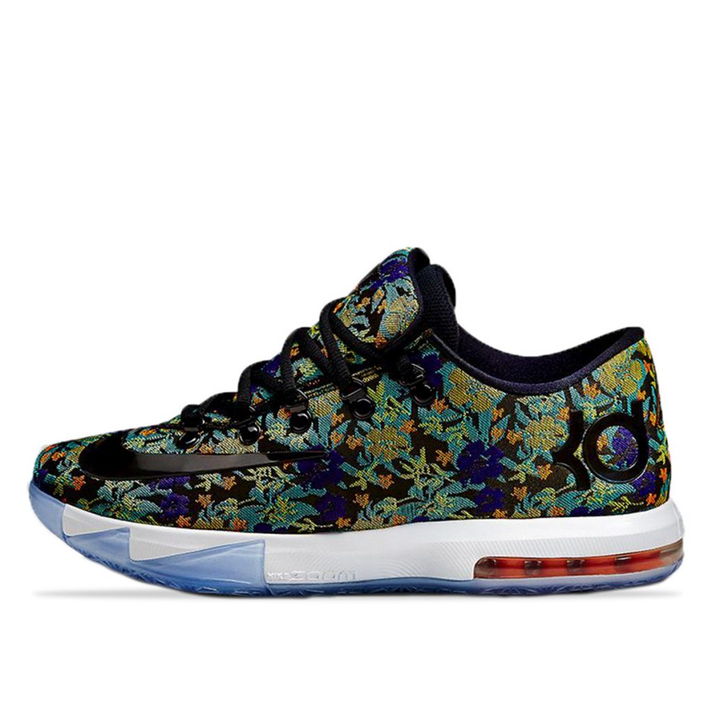 nike-sneaker 652120-900