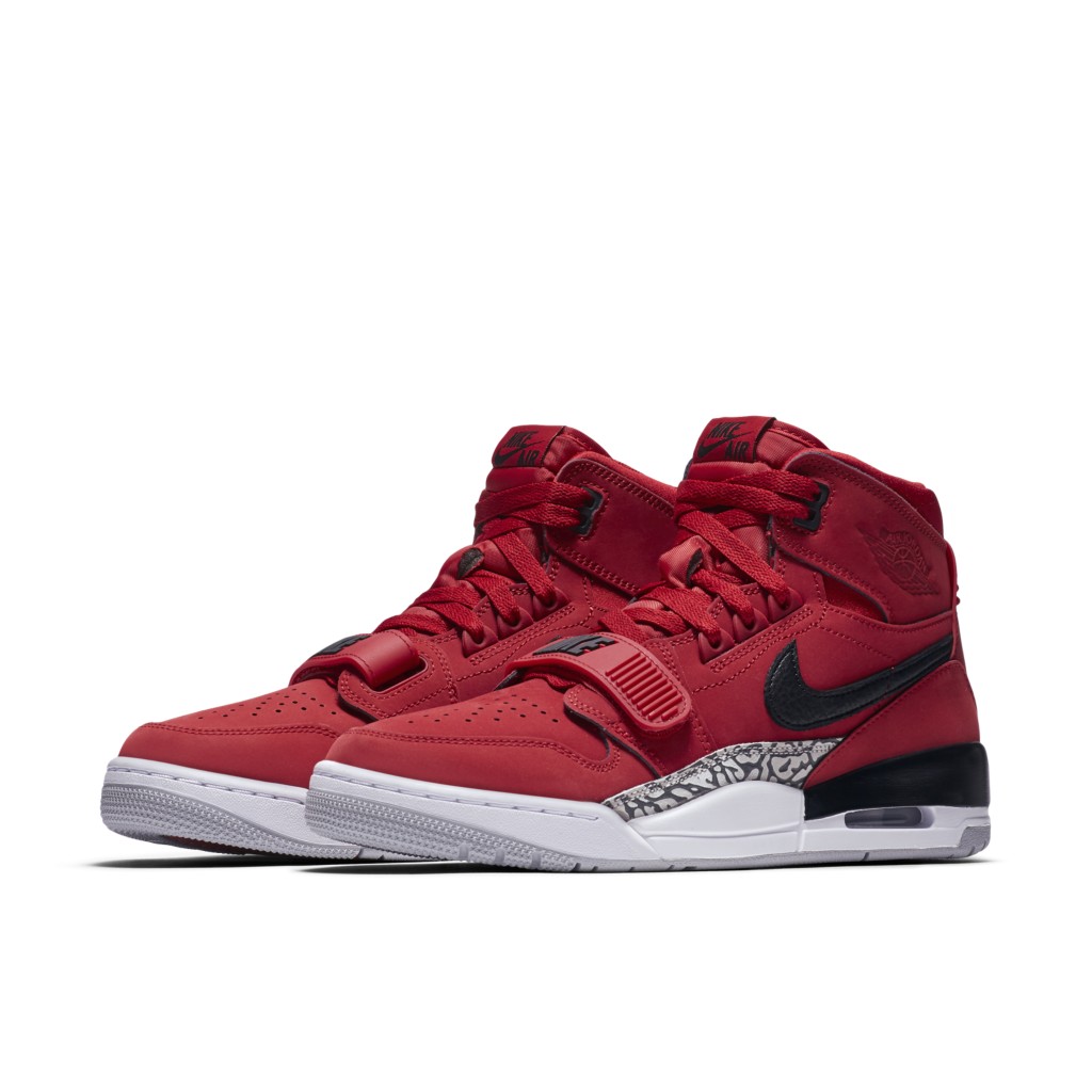 air-jordan-12 AV3922-601