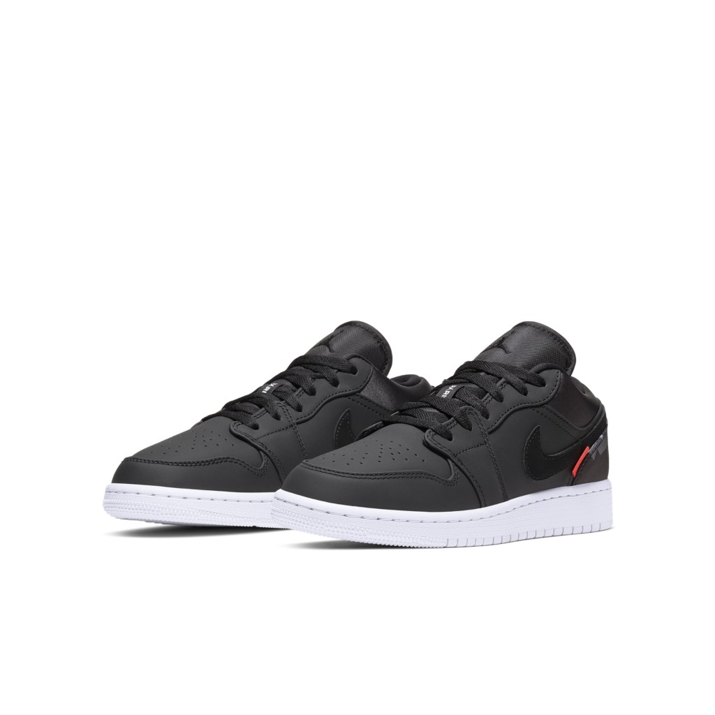 air-jordan-1 CN1077-001
