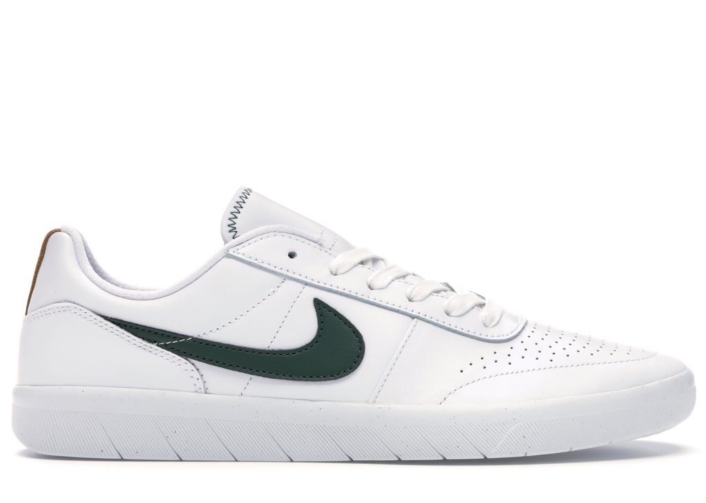 nike-sneaker AR0767-101