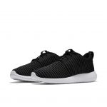 Nike Roshe Two Flyknit Black/Dark Grey-White-Volt