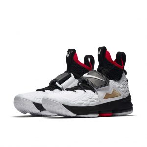 Nike LeBron 15 Diamond Turf (House of Hoops Special Box and Accessories)