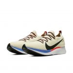 Nike Zoom Fly Flyknit Light Cream