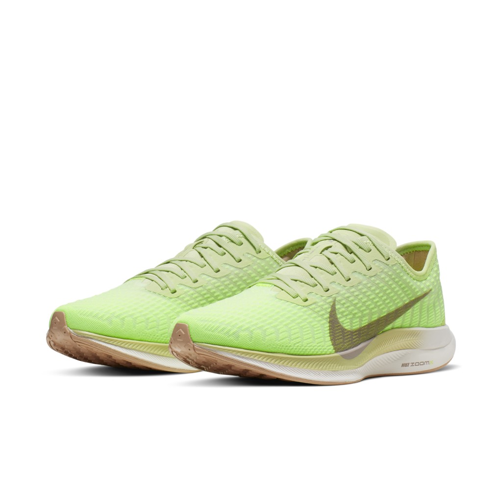nike-zoom AT8242-300