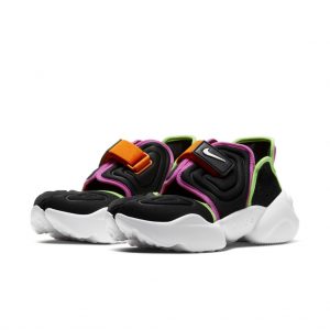 Nike Aqua Rift Black Fire Pink (W)