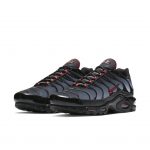Nike Air Max Plus Black Gradient Red
