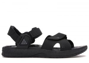 Nike ACG Air Deschutz Triple Black