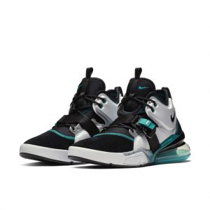 Nike Air Force 270 Command Force