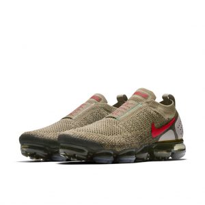 Nike Air VaporMax Moc 2 Neutral Olive Habanero Red