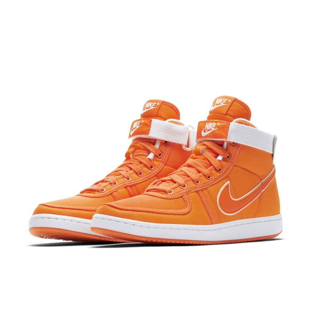 nike-sneaker AH8605-800