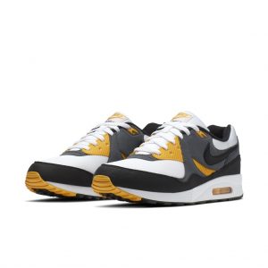 Nike Air Max Light University Gold