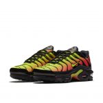Nike Air Max Plus Black Volt Solar Red (W)