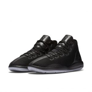 Jordan Reveal Black