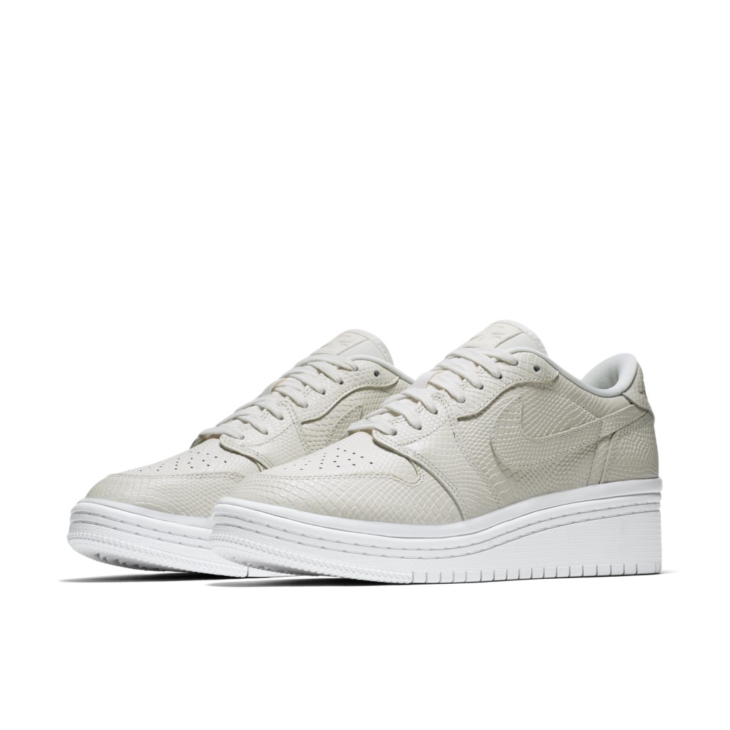 air-jordan-1 AO1334-004