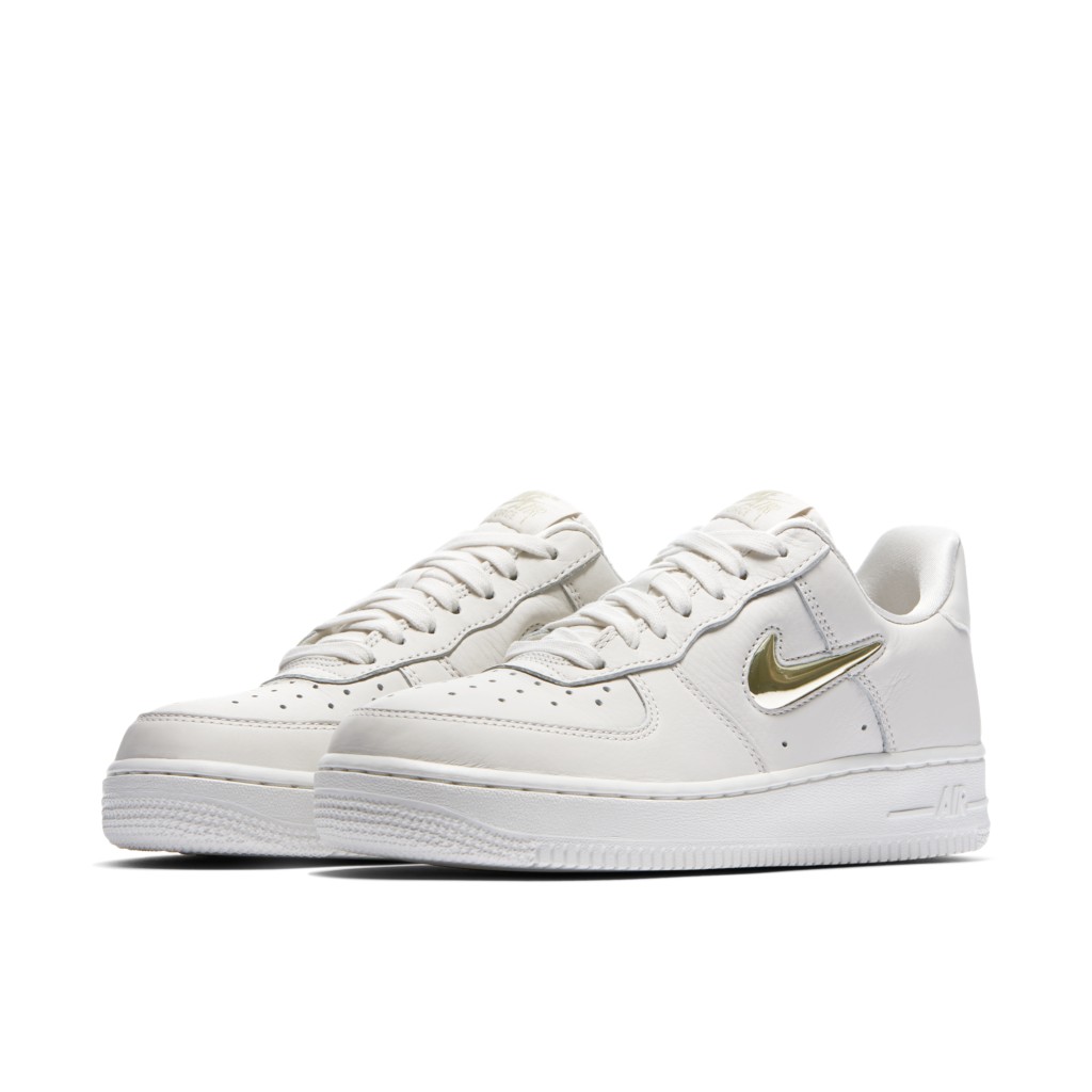 nike-air-force AO3814-001