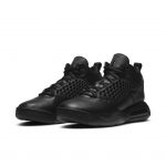 Jordan Maxin 200 Black
