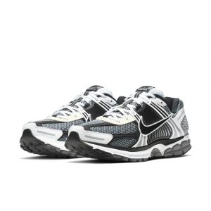 Nike Zoom Vomero 5 Dark Grey Black White