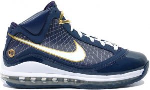 Nike LeBron 7 University of Akron