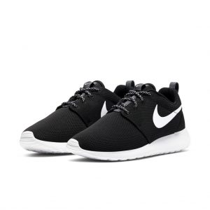 Nike Roshe One Black White (W)