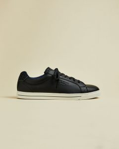 Ted Baker THAWAP Schwarz (241999-BLACK-42)
