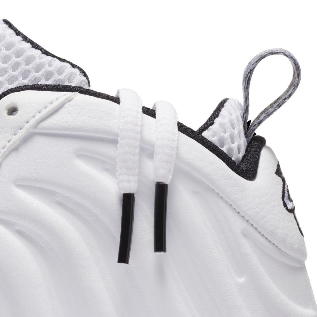 nike-air-foamposite 723946-102