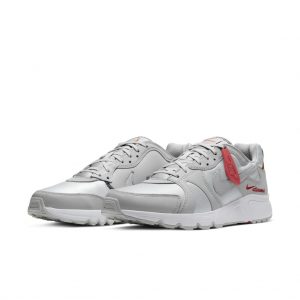 Nike Atsuma Photon Dust