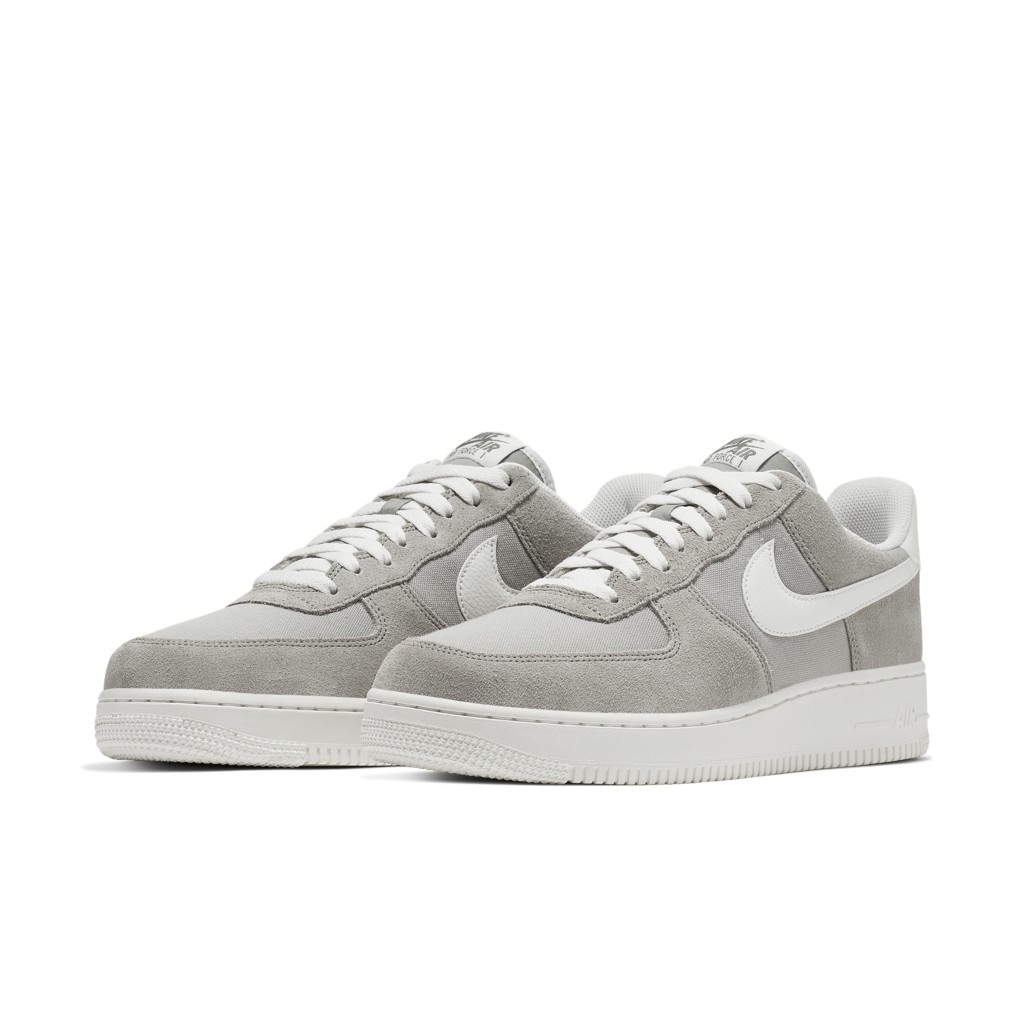nike-air-force AQ8741-300