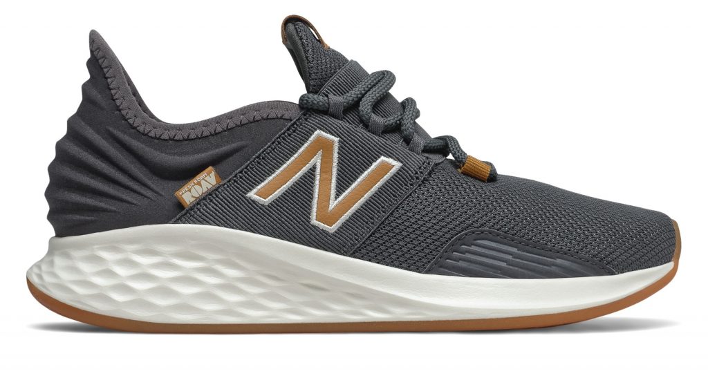 new-balance-sneaker WROAVBK