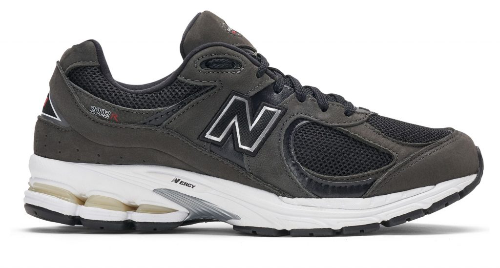 new-balance-2002 ML2002RB