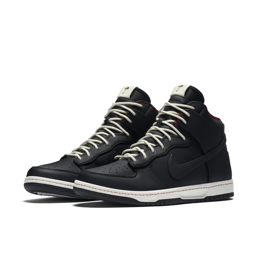 nike-dunk 845055 002