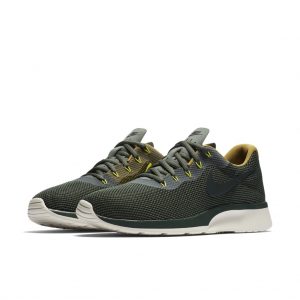 Nike Tanjun Racer Vintage Green/Outdoor Green
