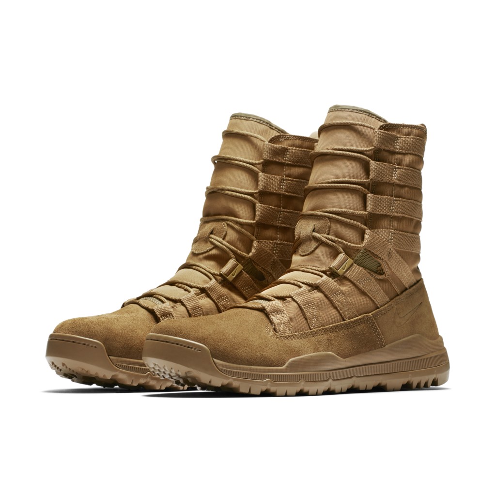 nike-sneaker 922471-900