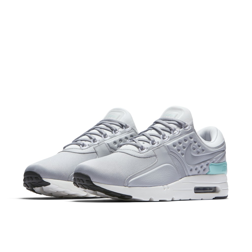 nike-air-max 881982-002