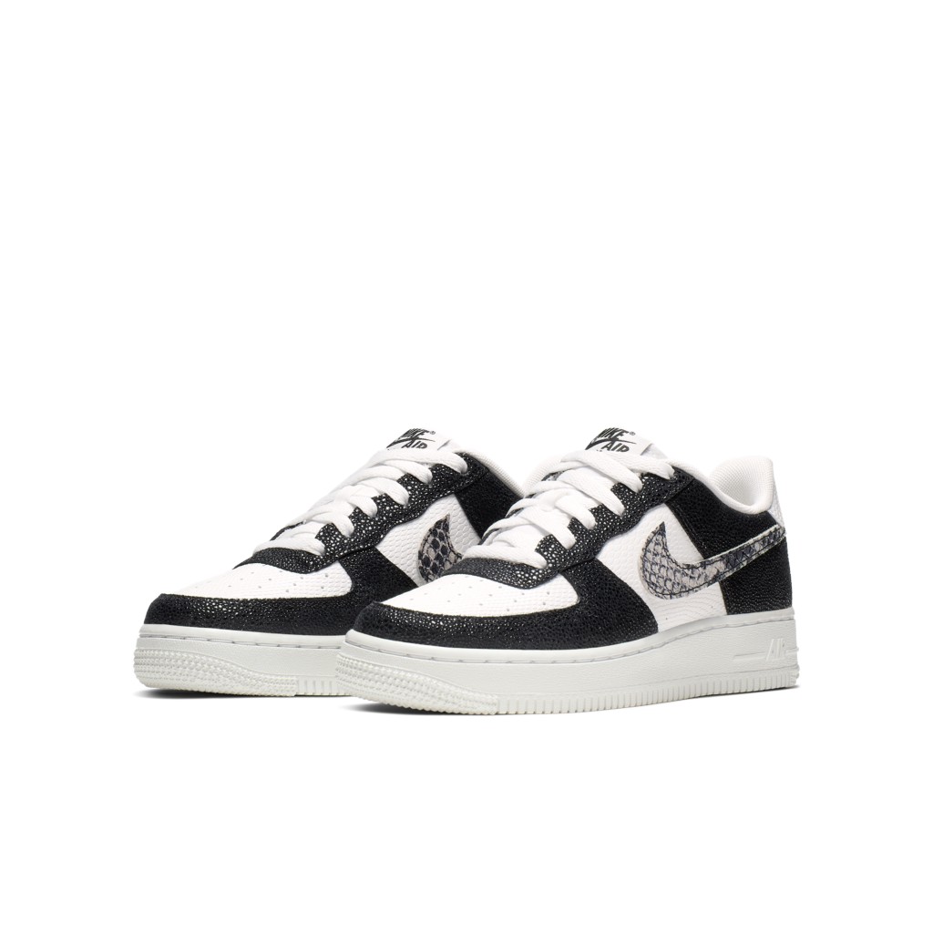 nike-air-force 820438-111