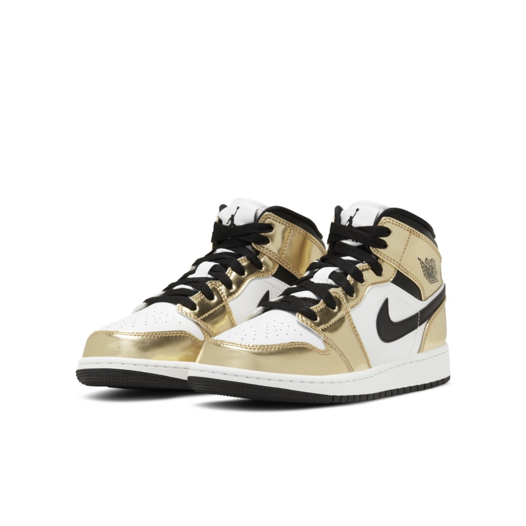 air-jordan-1 DC1420-700