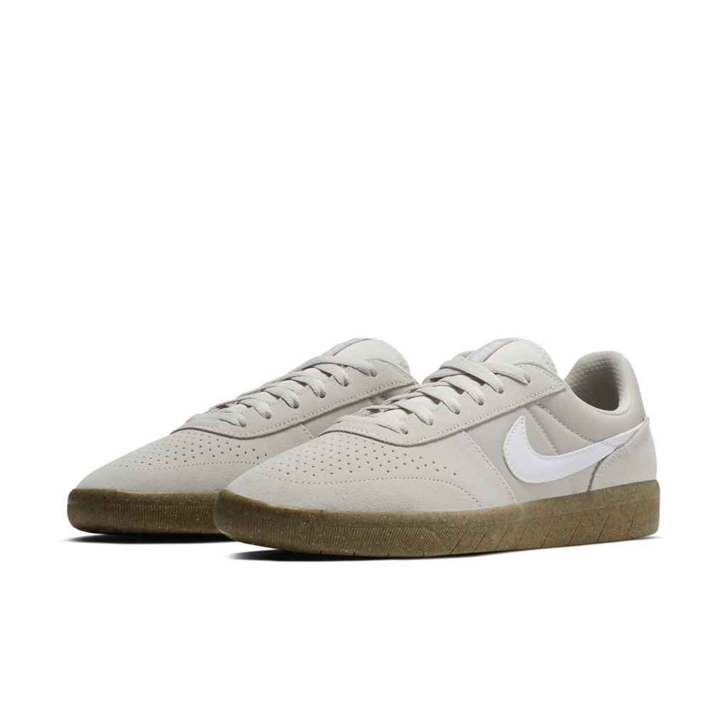 nike-sneaker AH3360-010