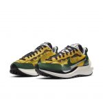 Nike Vaporwaffle sacai Tour Yellow Stadium Green